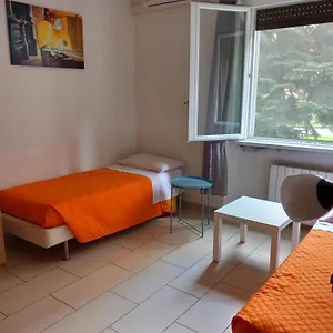 simple-comfortable-apartment-vicino-policlinico.it-lombardy.com/
