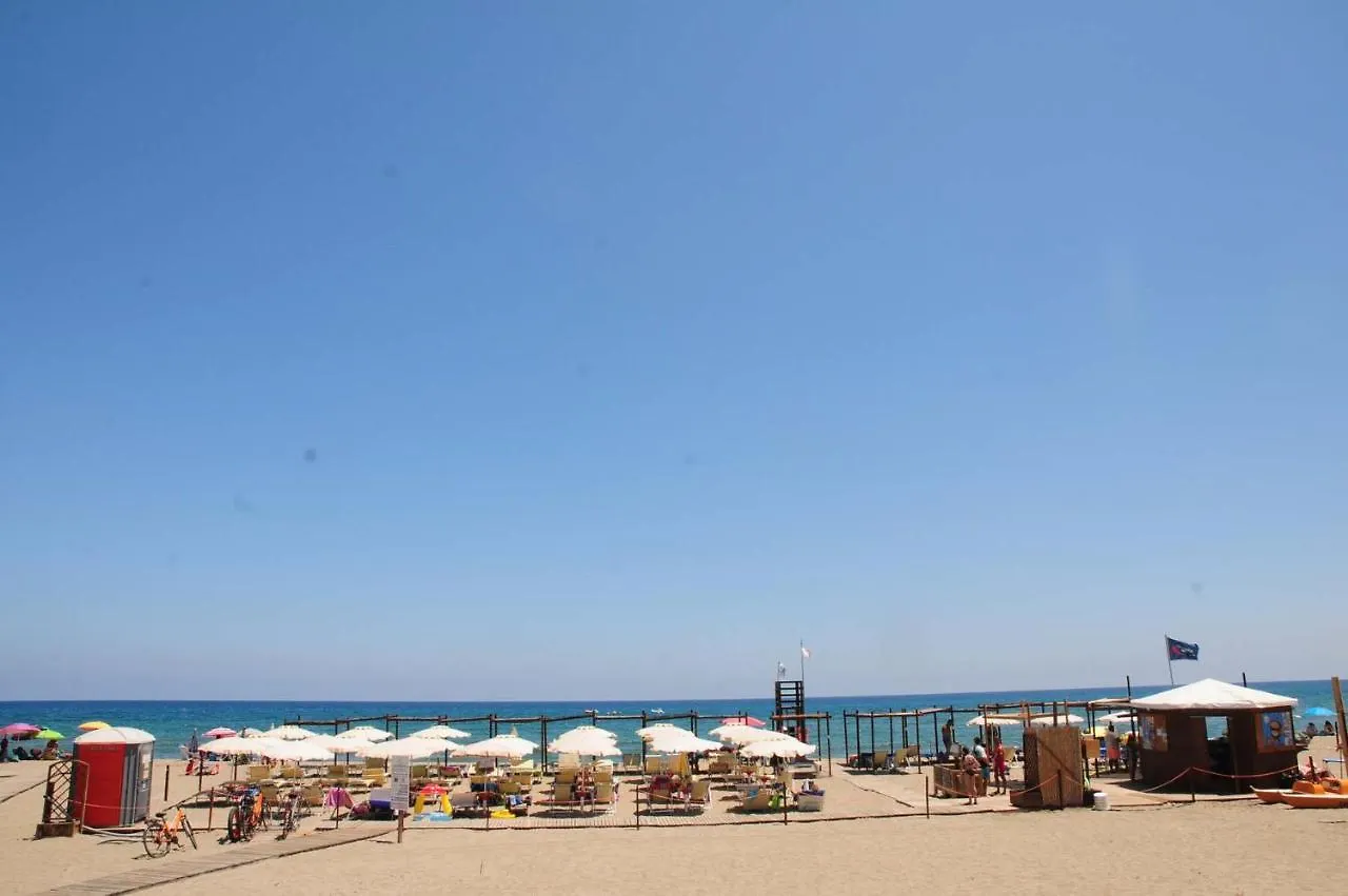 Aldeamento Turístico Villaggio Camping Torre Salinas Muravera
